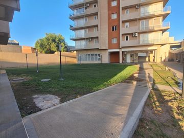 Piso 2 Dormitorios -Cipolletti