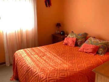 EXCELENTE CHALET DUPLEX VENTA OLIVOS
