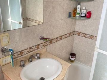 EXCELENTE CHALET DUPLEX VENTA OLIVOS