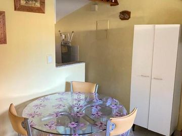 EXCELENTE CHALET DUPLEX VENTA OLIVOS