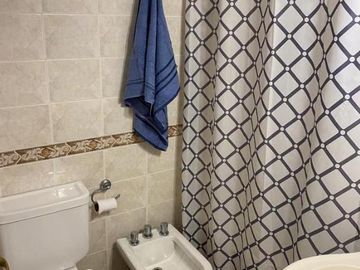 EXCELENTE CHALET DUPLEX VENTA OLIVOS