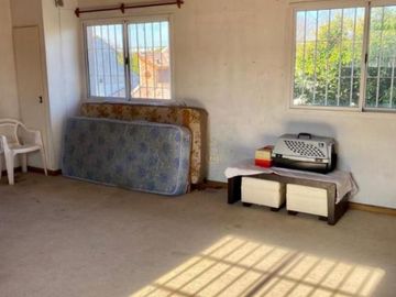 EXCELENTE CHALET DUPLEX VENTA OLIVOS