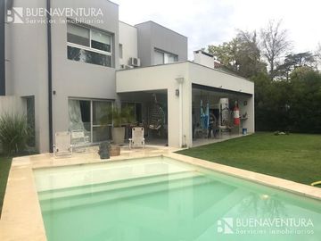 Oportunidad Casa - Fincas de Iraola I