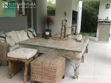 Oportunidad Casa - Fincas de Iraola I