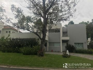 Oportunidad Casa - Fincas de Iraola I