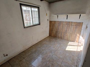 Casa en  venta en G. de Laferrere