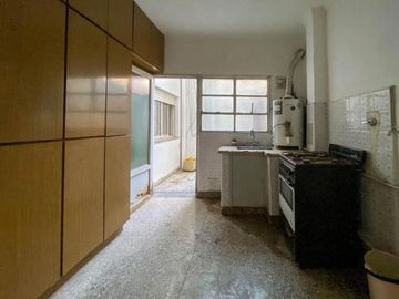 Ph en venta - 2 Dormitorios 1 Baño - Cochera - 79Mts2 - La Plata