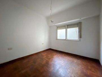 Ph en venta - 2 Dormitorios 1 Baño - Cochera - 79Mts2 - La Plata