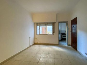 Ph en venta - 2 Dormitorios 1 Baño - Cochera - 79Mts2 - La Plata
