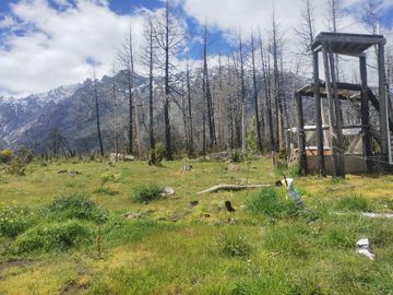 2.5 hectáreas golondrinas Chubut. con Arroyo permanente!!