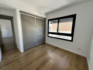 Venta -   Departamento Monoambiente c/ Balcón Terraza,  Calidad  -  Rosario, Centro.