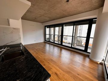 Venta -   Departamento Monoambiente c/ Balcón Terraza,  Calidad  -  Rosario, Centro.