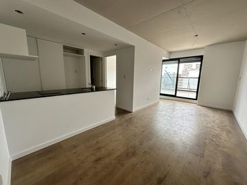 Venta -   Departamento Monoambiente c/ Balcón Terraza,  Calidad  -  Rosario, Centro.