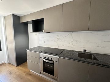 Venta -   Departamento Monoambiente c/ Balcón Terraza,  Calidad  -  Rosario, Centro.