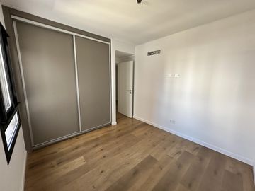 Venta -   Departamento Monoambiente c/ Balcón Terraza,  Calidad  -  Rosario, Centro.