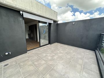 Venta -   Departamento Monoambiente c/ Balcón Terraza,  Calidad  -  Rosario, Centro.