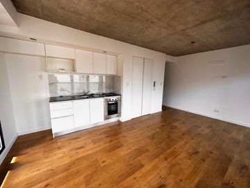 Venta -   Departamento Monoambiente c/ Balcón Terraza,  Calidad  -  Rosario, Centro.