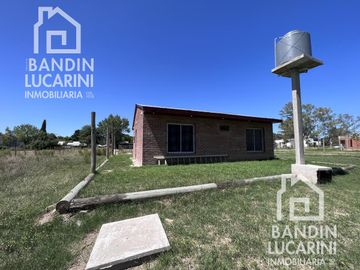 Casa a estrenar en Barrio Cerrado sin expensas El Relincho Bosques Souriguez sobre lote de 600 m2.