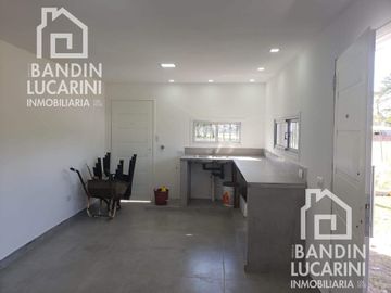 Casa a estrenar en Barrio Cerrado sin expensas El Relincho Bosques Souriguez sobre lote de 600 m2.