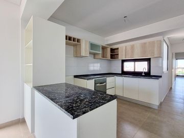 Departamento de 2 dormitorios en venta Av. Pellegrini Rosario