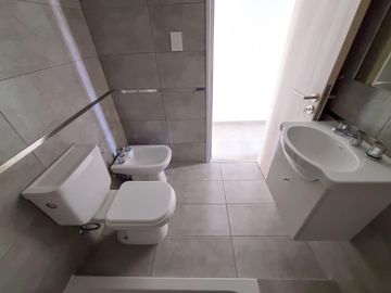 Departamento de 2 dormitorios en venta Av. Pellegrini Rosario