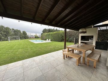 Casa en Alquiler temporario en B. Rumenco