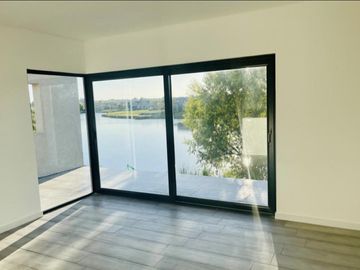 Casa en venta en Barrio El Canton, Golf - Escobar, Al Lago
