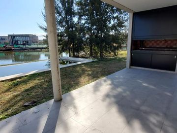 Casa en venta en Barrio El Canton, Golf - Escobar, Al Lago