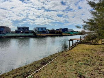 Casa en venta en Barrio El Canton, Golf - Escobar, Al Lago