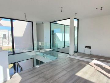 Casa en venta en Barrio El Canton, Golf - Escobar, Al Lago