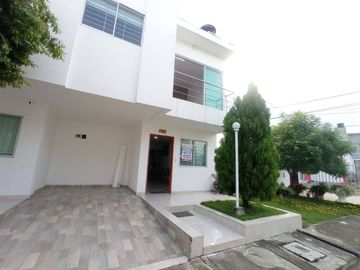 CASA EN VENTA BARRIO URBANIZACIÓN ALTOS DE ALEJANDRIA|1722
