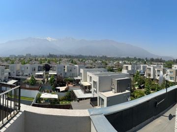 Espectacular y amplio depto. de 3D+3B+Est y Bod en Peñalolén