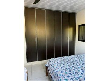 SE VENDE CASA DE 4 HABITACIONES Y AMPLIO PATIO EN SANTIAGO