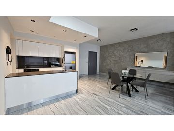 SE VENDE APARTAMENTO AMOBLADO EN AV. BALBOA