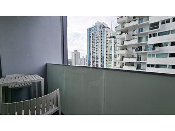 SE VENDE APARTAMENTO AMOBLADO EN AV. BALBOA