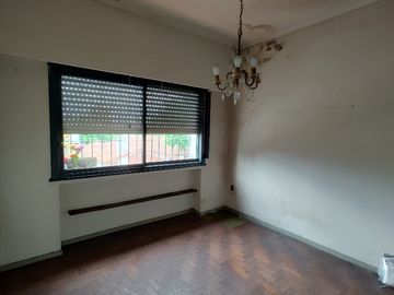 Casa PH en venta en Quilmes Oeste