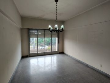 Casa PH en venta en Quilmes Oeste