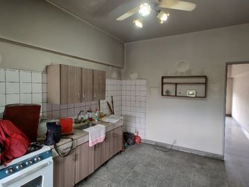 Casa PH en venta en Quilmes Oeste