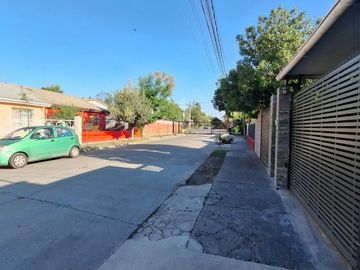 Venta Casa 4D/2B - San Joaquín