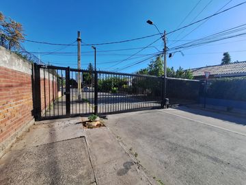 Venta Casa 4D/2B - San Joaquín
