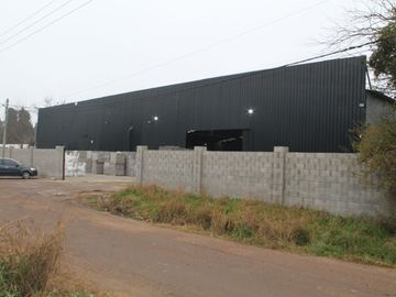 Venta o Alquiler de Galpón en Excelente estado Habilitado