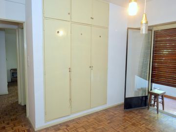 Departamento 3 ambientes en venta en Caballito