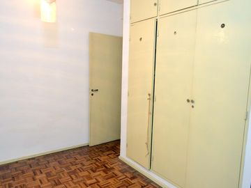 Departamento 3 ambientes en venta en Caballito