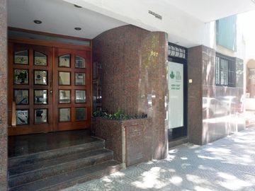 Departamento 3 ambientes en venta en Caballito