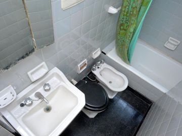 Departamento 3 ambientes en venta en Caballito