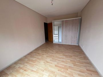 VENTA APTO CREDITO PH TRES AMBIENTES CON COCHERA EN FLORIDA VICENTE LOPEZ