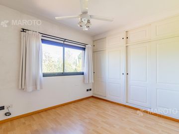CASA EN VENTA EN BARRIO PRIVADO SEPTIEMBRE - MAROTO PROPIEDADES