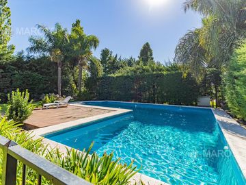 CASA EN VENTA EN BARRIO PRIVADO SEPTIEMBRE - MAROTO PROPIEDADES