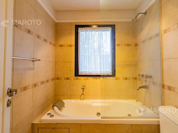 CASA EN VENTA EN BARRIO PRIVADO SEPTIEMBRE - MAROTO PROPIEDADES