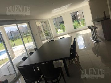 Casa - La Horqueta de Echeverría - Alquiler - Canning - Esteban Echeverría